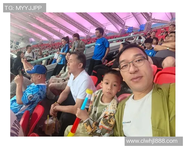 无数次跌倒后滑上亚洲之巅!11岁“小孩姐”自由式轮滑夺双金